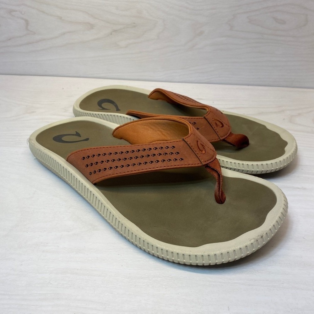 OluKai Mens 11 Ulele Flip Flops Sandal Clay Mustard Yellow Beach Casual 10435